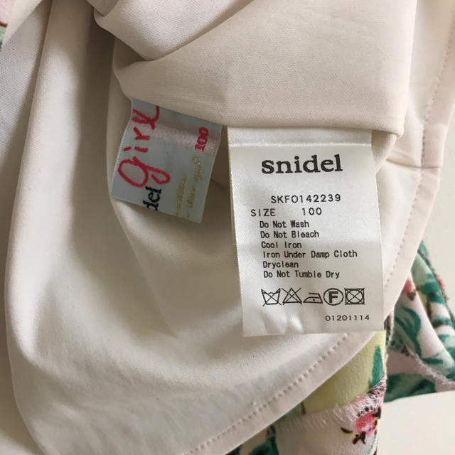 SNIDEL(スナイデル)のスナイデルガール ワンピース キッズ/ベビー/マタニティのキッズ服女の子用(90cm~)(ワンピース)の商品写真