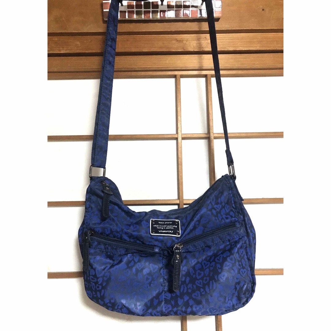 VIVAYOU(ビバユー)のVIVAYOUショルダーバック☆レオパード ブルー レディースのバッグ(ショルダーバッグ)の商品写真