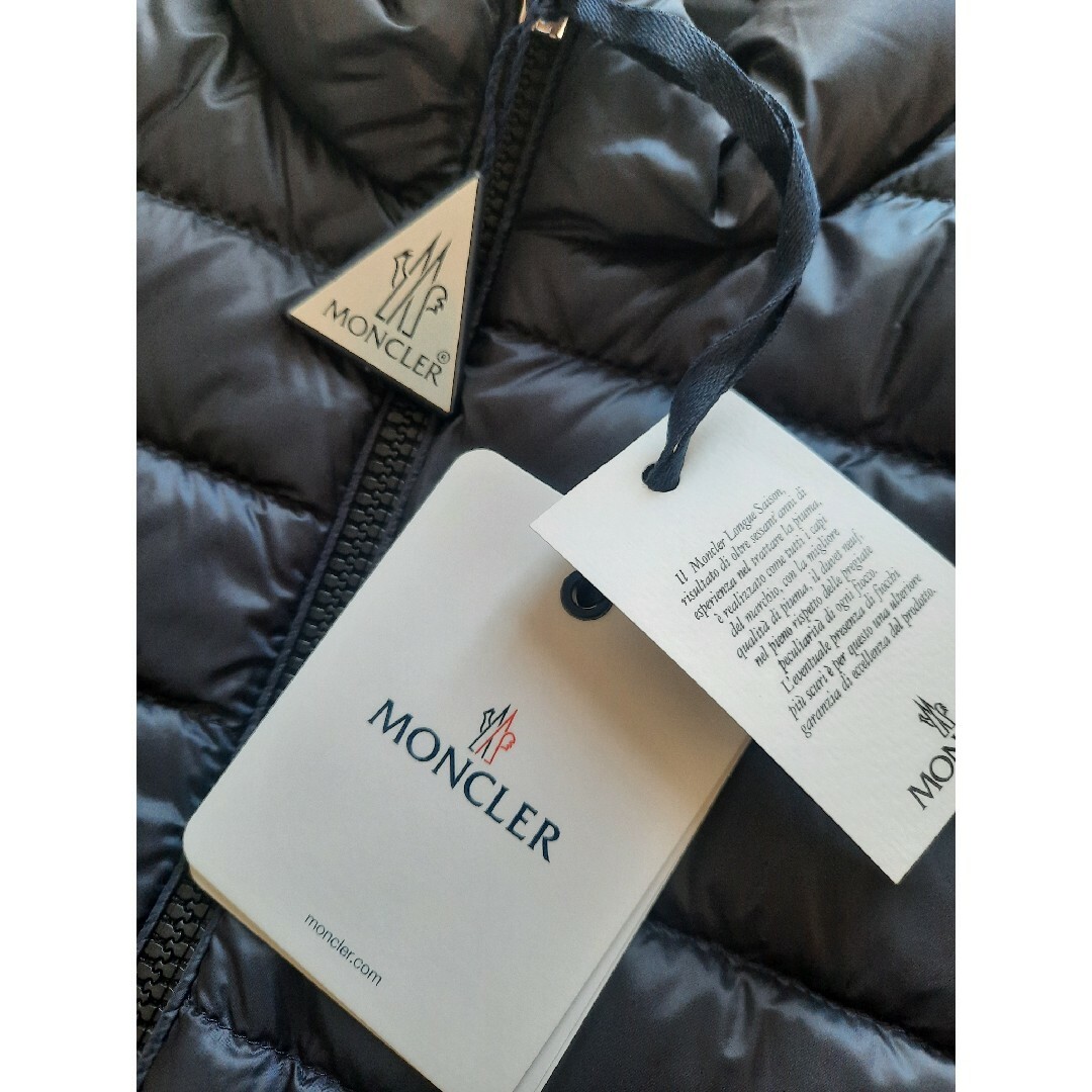 1点限!24SS⭐MONCLER KAUKURA ライトダウン ネイビー 14A 1点限!24SS⭐MONCLER KAUKURA ライトダウン ネイビー 14A