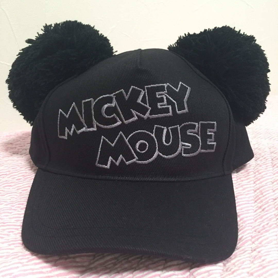 Disney(ディズニー)の★新品タグ付★複数あり★TDR ミッキーマウス ポンポン キャップ ディズニー レディースの帽子(キャップ)の商品写真