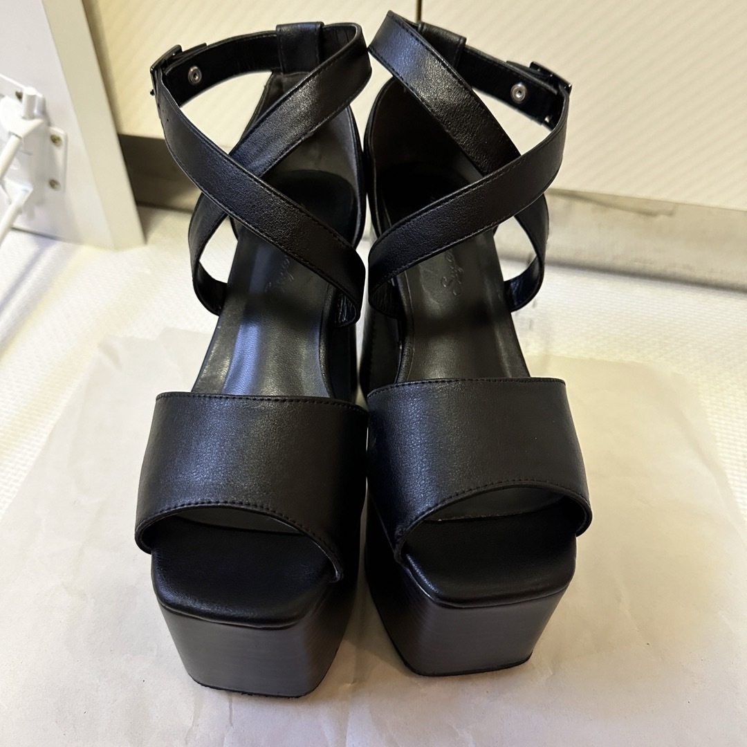 SUNNY ROOM(サニールーム)のウッド調 厚底 サンダル 美脚 脚長効果 身長アップ レディースの靴/シューズ(サンダル)の商品写真