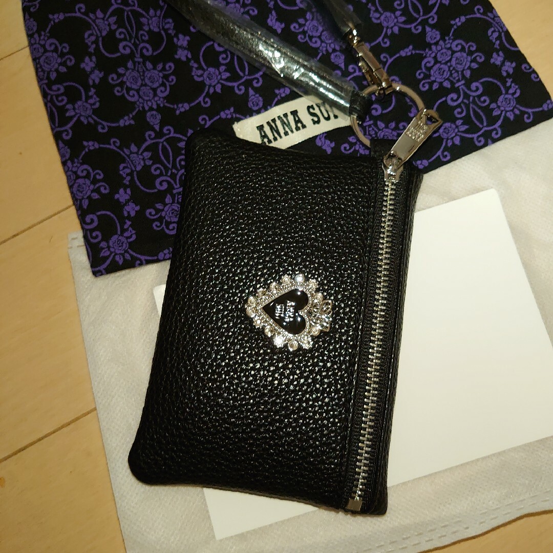 ANNA SUI(アナスイ)の未使用ｱﾅｽｲANNA SUIｶｰﾄﾞｹｰｽ レディースのファッション小物(ポーチ)の商品写真