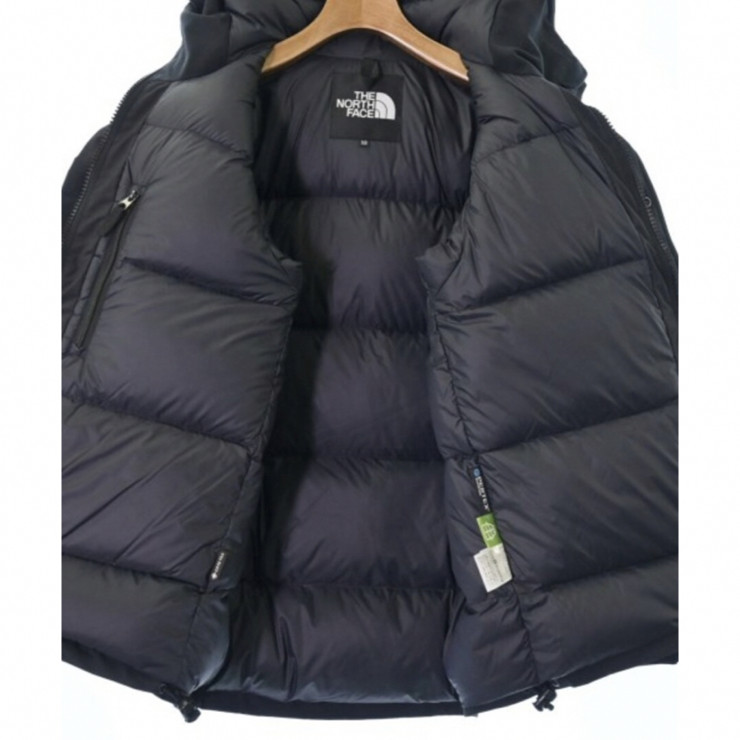 THE NORTH FACE(ザノースフェイス)のTHE NORTH FACE マウンテンダウンジャケットXS 黒 【美品】 レディースのジャケット/アウター(ダウンジャケット)の商品写真