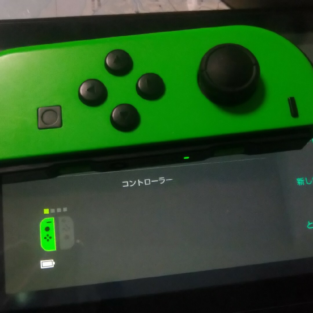 Nintendo Switch(ニンテンドースイッチ)の動作確認済 純正 ネオングリーン 左 スイッチ ジョイコン L 純正 エンタメ/ホビーのゲームソフト/ゲーム機本体(その他)の商品写真