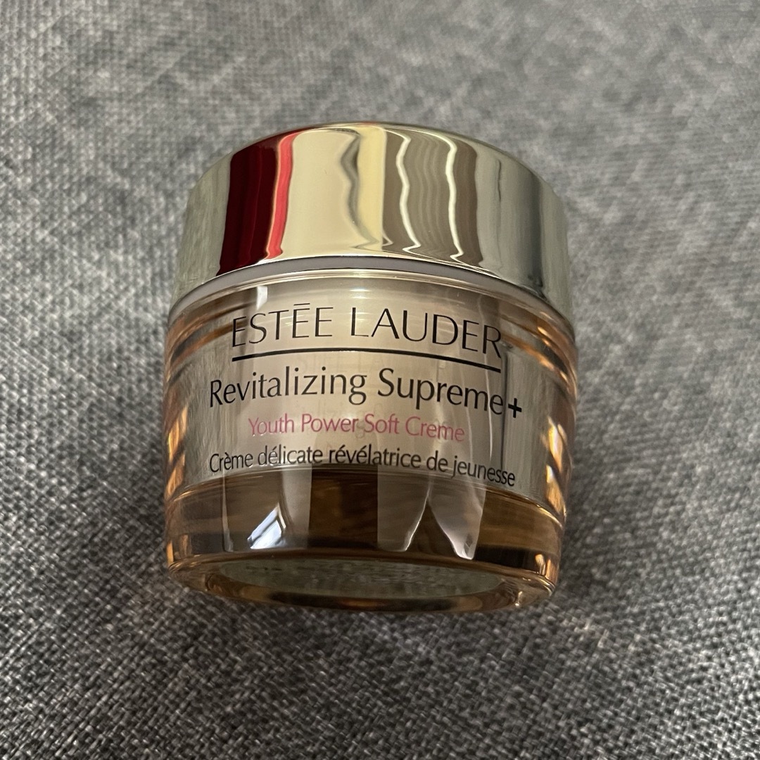 Estee Lauder - Estee Lauder✴︎ｼｭｰﾌﾟﾘｰﾑﾌﾟﾗｽ YP ｸﾘｰﾑの通販 by k's