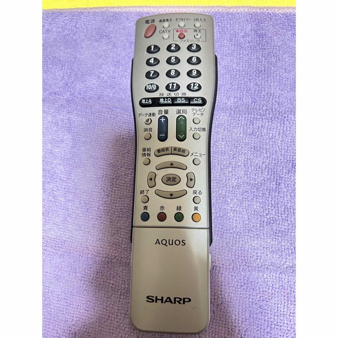 SHARP(シャープ)のSHARP シャープ　純正AQUOS テレビ　リモコンGA716WJSA スマホ/家電/カメラのテレビ/映像機器(その他)の商品写真