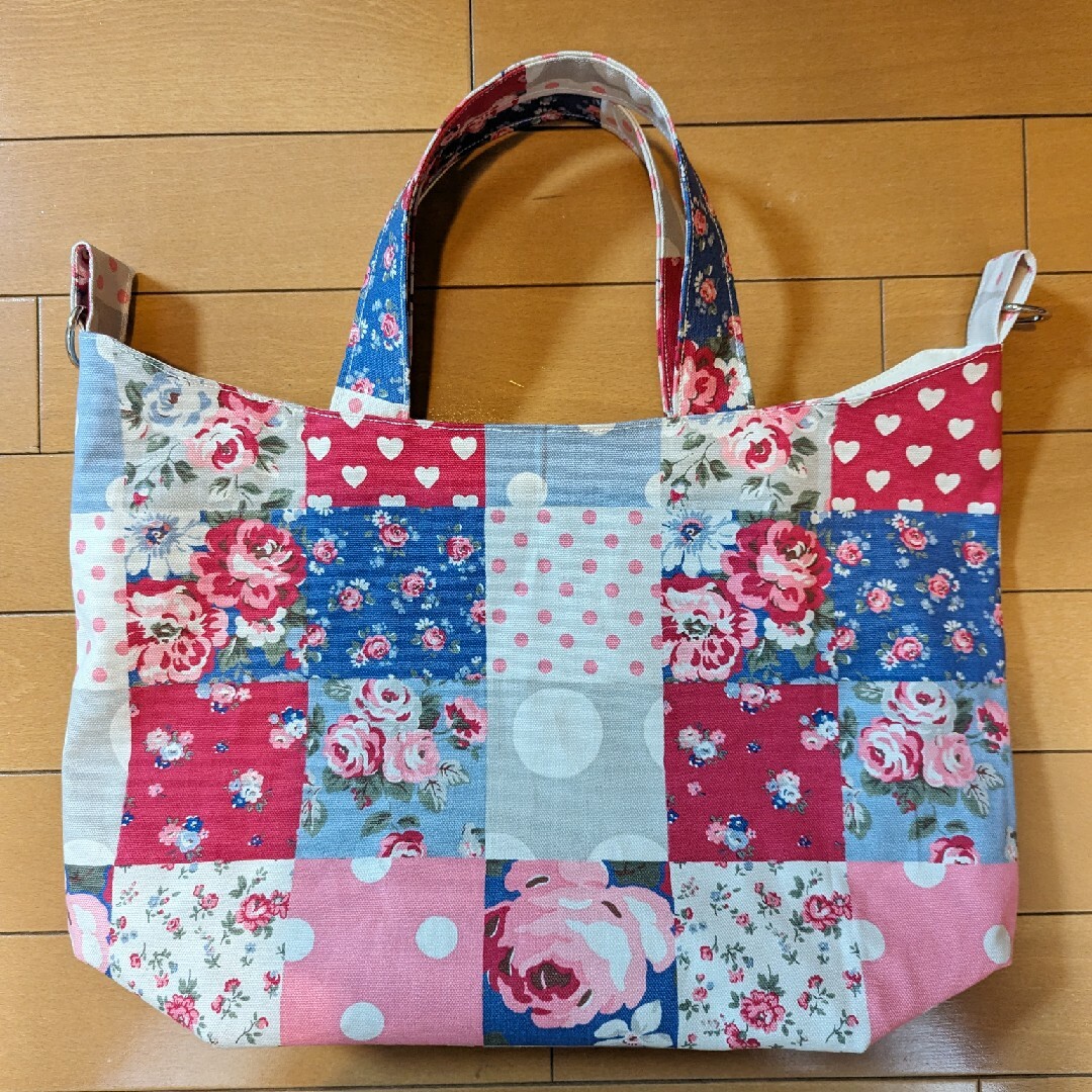 Cath Kidston(キャスキッドソン)の🩷キャスキッドソン　キャンパス地トートバッグ　ハンドメイド新品 レディースのバッグ(トートバッグ)の商品写真