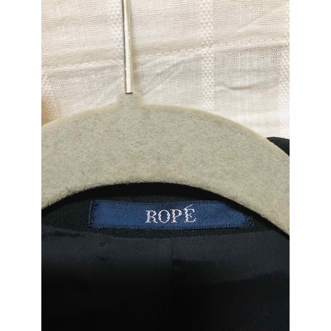 ROPE’(ロペ)のROPE  ロペ　レディーストップス   未使用　ブラック レディースのジャケット/アウター(その他)の商品写真