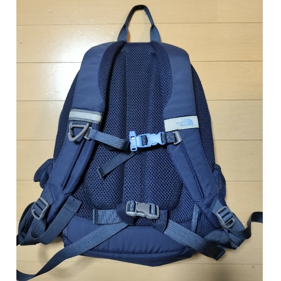 THE NORTH FACE(ザノースフェイス)の最終値下げ！美品THE NORTH FACEリュックサック キッズ/ベビー/マタニティのこども用バッグ(リュックサック)の商品写真