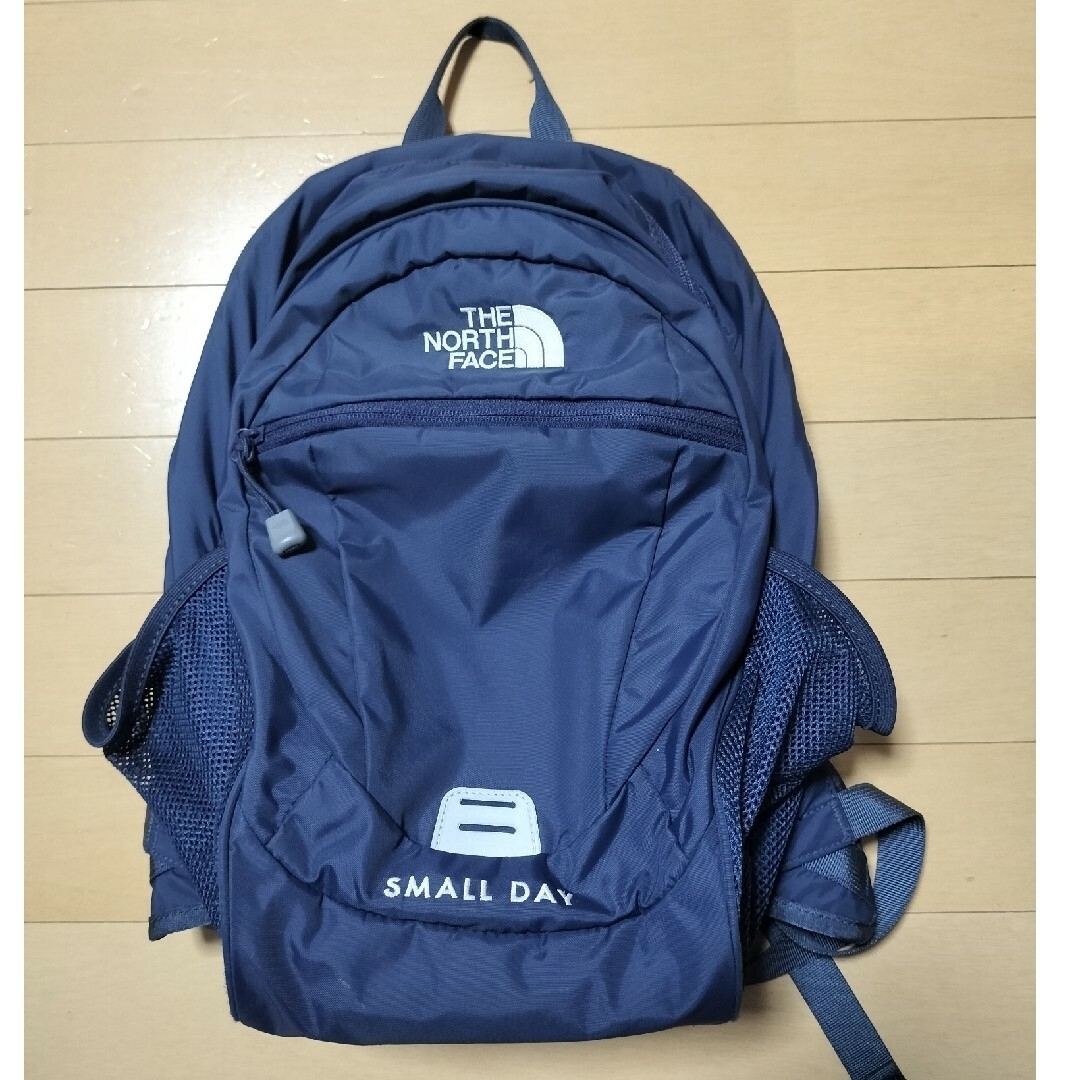 THE NORTH FACE(ザノースフェイス)の最終値下げ！美品THE NORTH FACEリュックサック キッズ/ベビー/マタニティのこども用バッグ(リュックサック)の商品写真