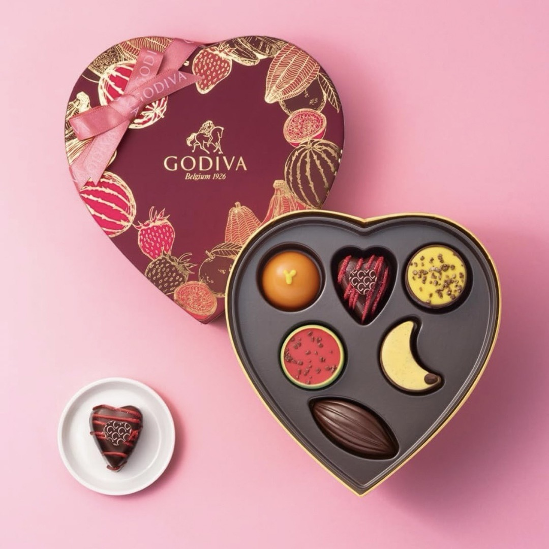 GODIVA(ゴディバ)のゴディバ フルーツバスケット セレクション 6粒 食品/飲料/酒の食品(菓子/デザート)の商品写真