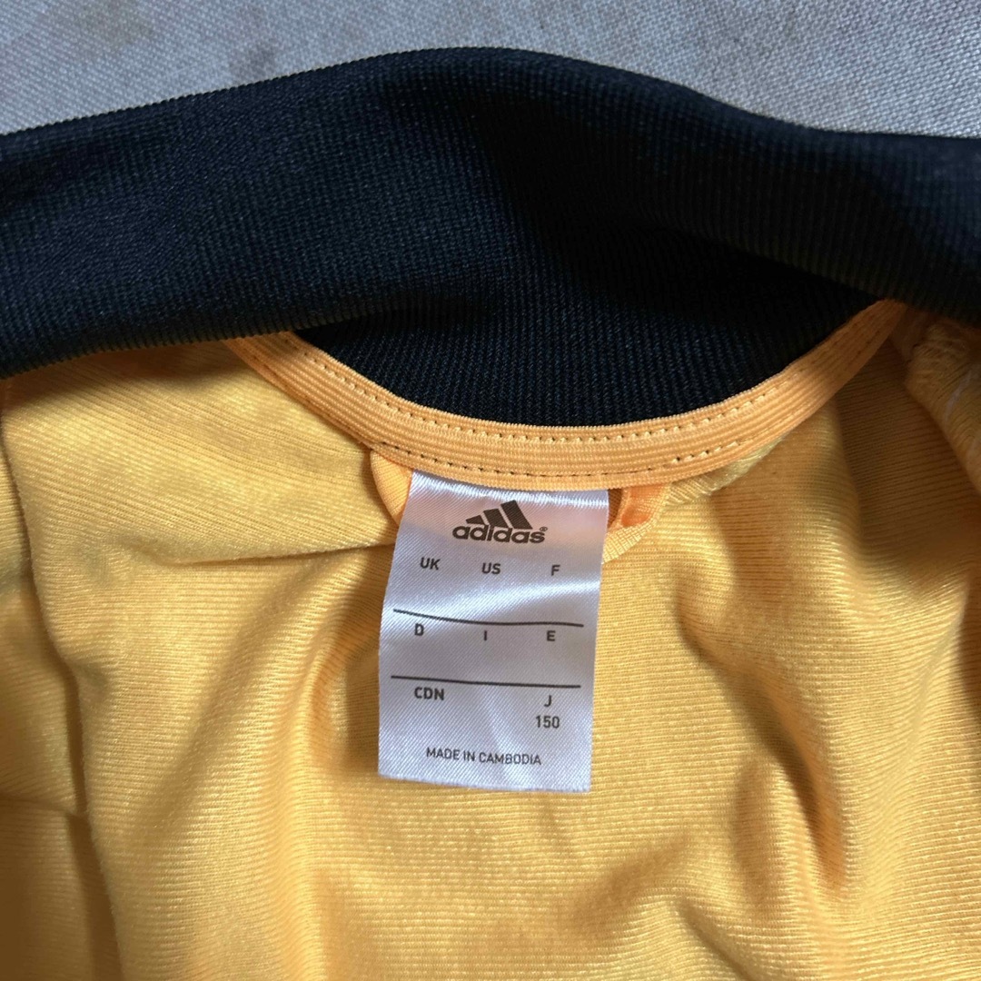 adidas(アディダス)のキッズウェア　１５０　 キッズ/ベビー/マタニティのキッズ服男の子用(90cm~)(ジャケット/上着)の商品写真