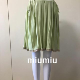 ミュウミュウ(miumiu)のMIUMIU ミディプリーツスカート(ひざ丈スカート)