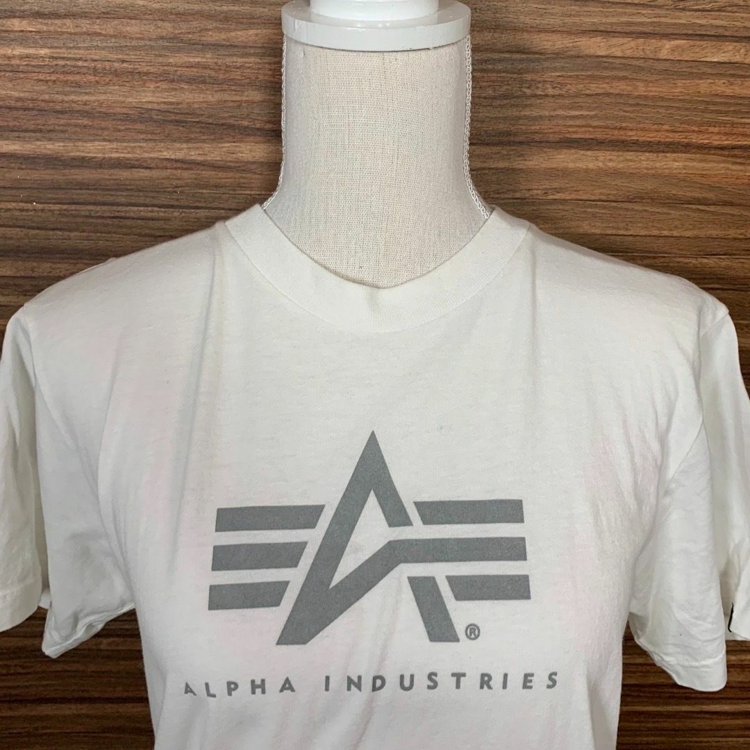 ALPHA INDUSTRIES(アルファインダストリーズ)のアルファ インダストリーズ Tシャツ S 白 ホワイト ロゴ プリント 半袖 メンズのトップス(Tシャツ/カットソー(半袖/袖なし))の商品写真