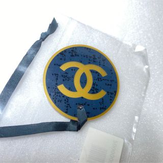 シャネル(CHANEL)のCHANEL ノベルティチャーム プラスチック製 ツイードネイビー キーホルダー(チャーム)