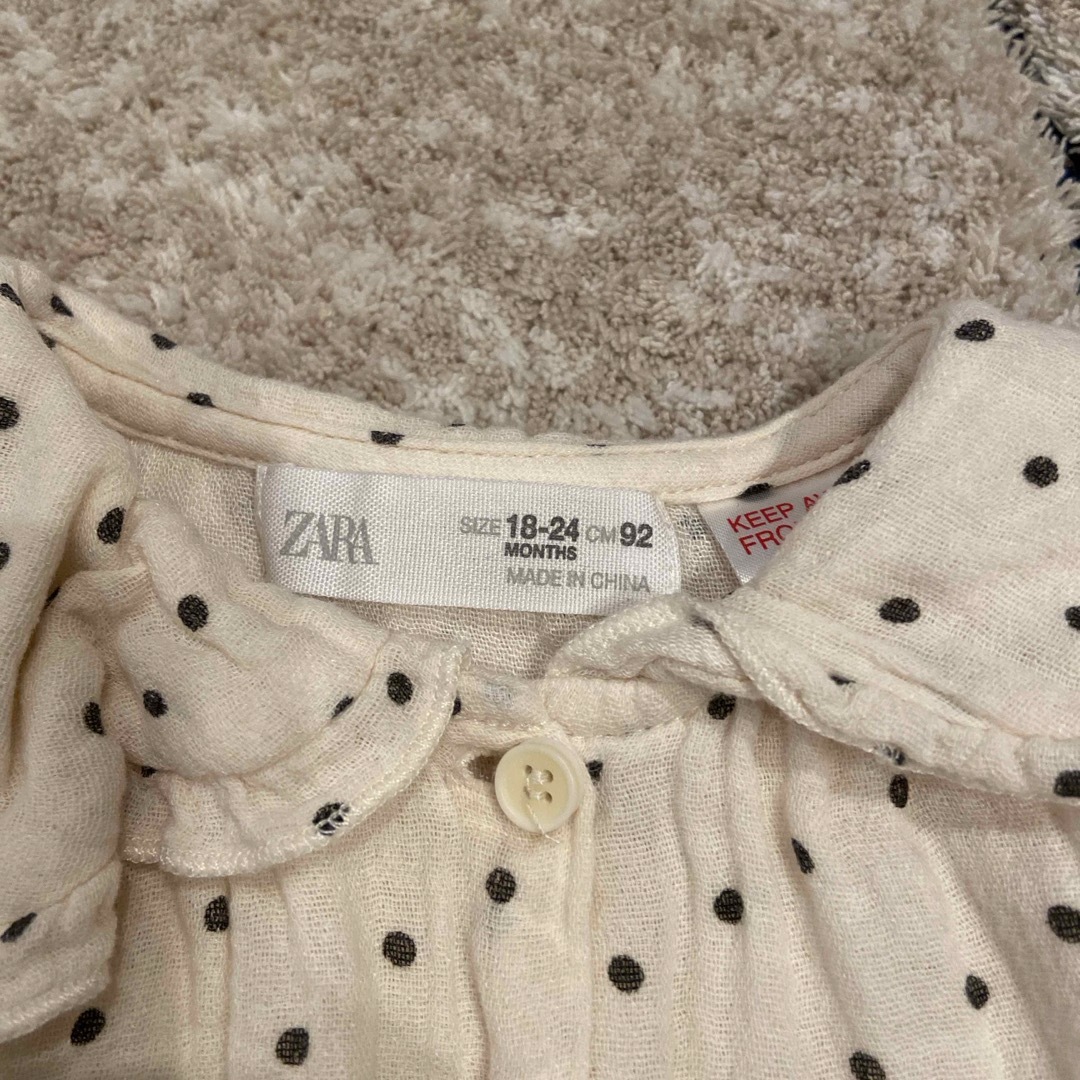 ZARA KIDS(ザラキッズ)のZARA ブラウス　ドット キッズ/ベビー/マタニティのキッズ服女の子用(90cm~)(ブラウス)の商品写真