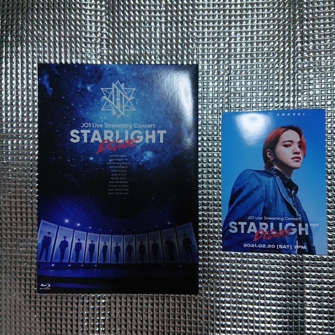 JO1(ジェイオーワン)のJO1 STARLIGHT DELUXE Blu-ray ブルーレイ エンタメ/ホビーのDVD/ブルーレイ(アイドル)の商品写真