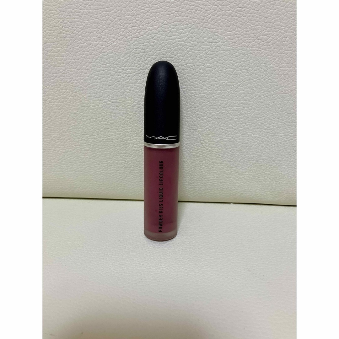 MAC(マック)のMAC マック パウダーキス リキッドリップカラー モア ザ メアイア コスメ/美容のベースメイク/化粧品(口紅)の商品写真