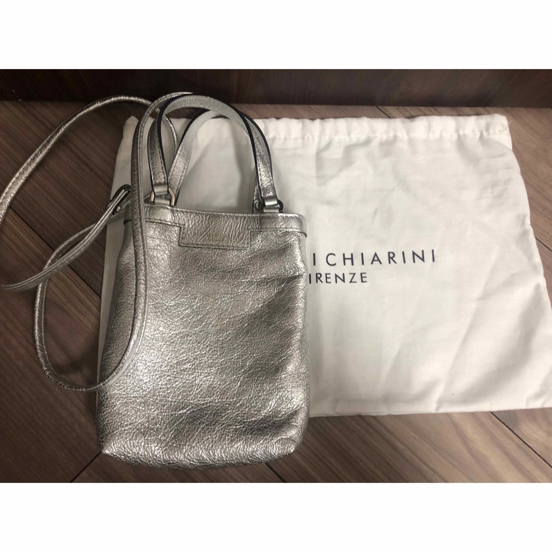 GIANNI CHIARINI(ジャンニキャリーニ)のジャンニキャリーニ　ポシェット レディースのバッグ(ショルダーバッグ)の商品写真