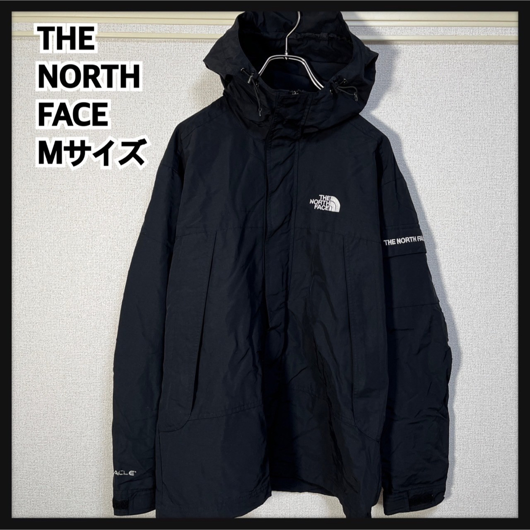 THE NORTH FACE(ザノースフェイス)の【ノースフェイス】マウンテンパーカー　黒ブラック刺繍　肩ロゴ　ワンポイント１R メンズのジャケット/アウター(マウンテンパーカー)の商品写真