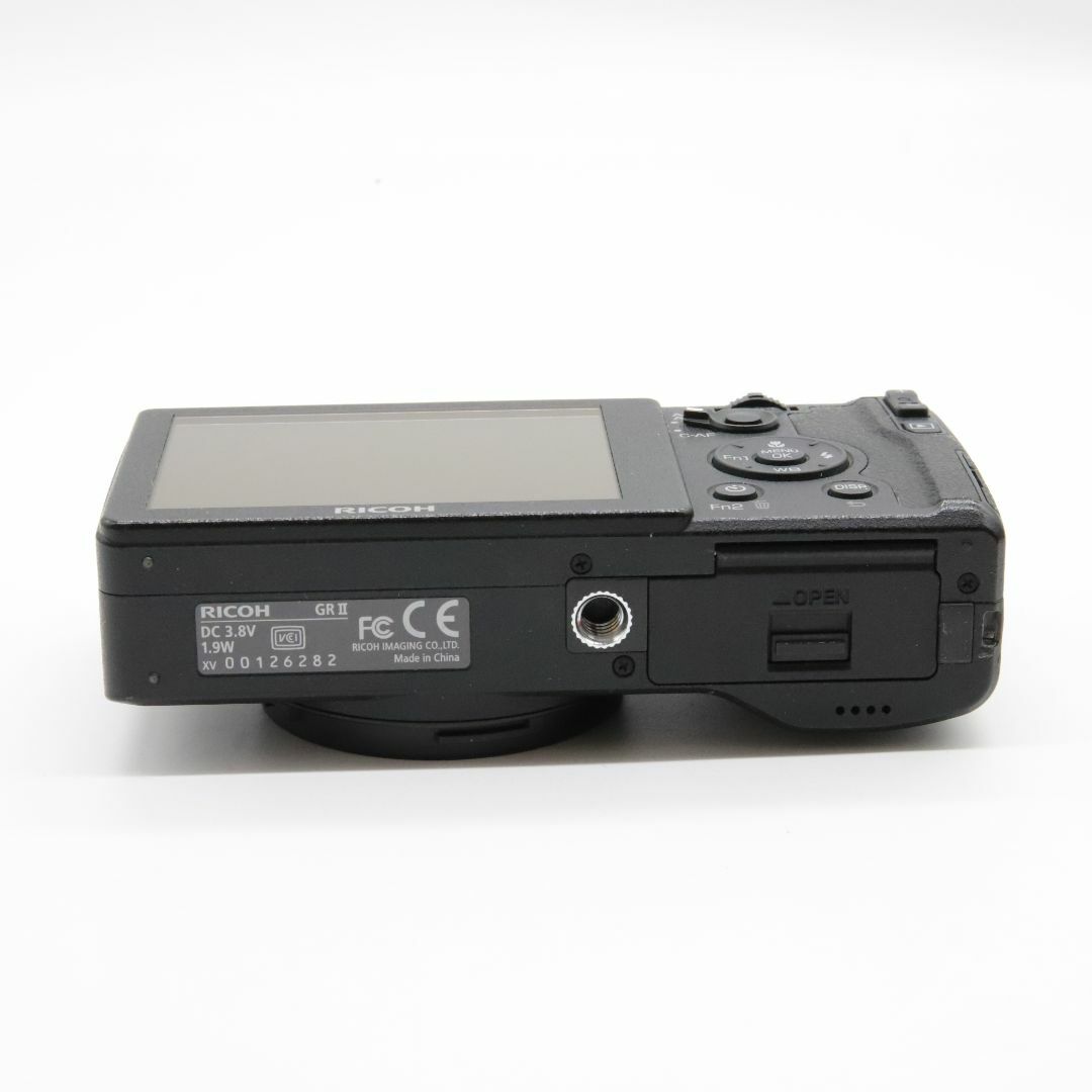 RICOH(リコー)の【並品】RICOH デジタルカメラ GRII APS-Cサイズ スマホ/家電/カメラのカメラ(コンパクトデジタルカメラ)の商品写真