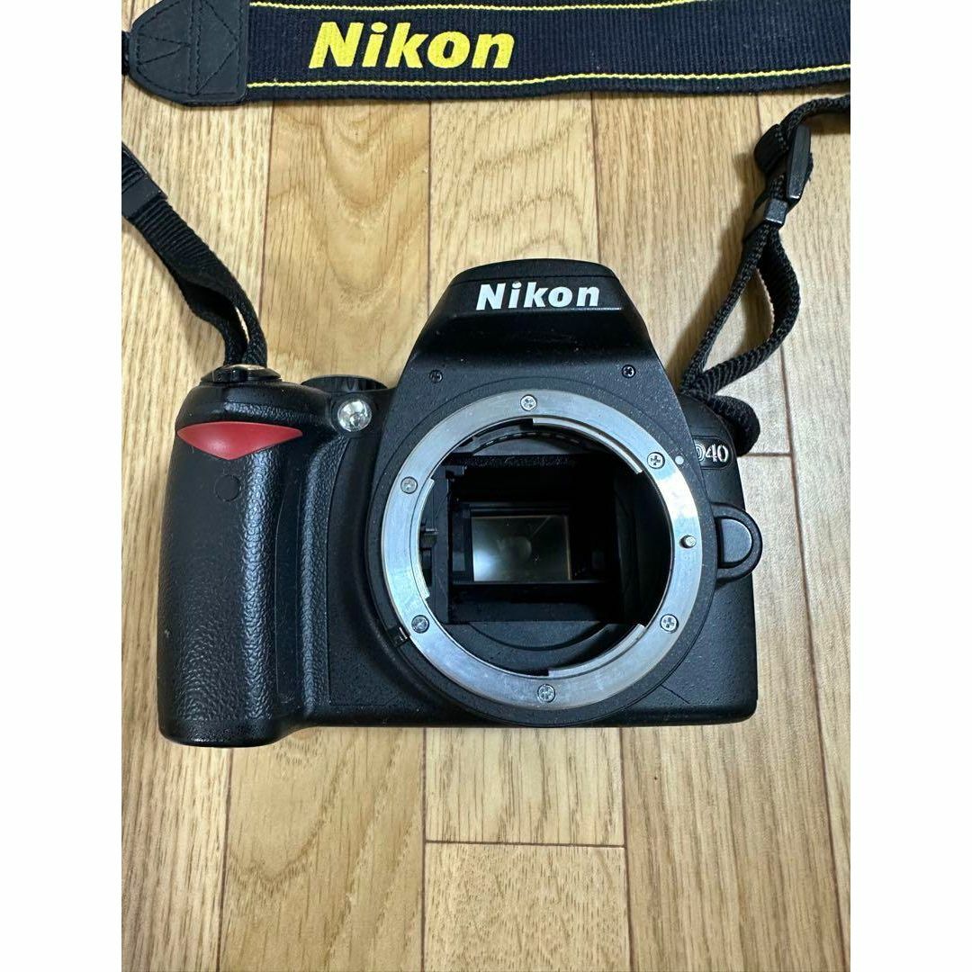 Nikon(ニコン)の【美品】Nikon ニコン D40 ボディカメラ 一眼レフ スマホ/家電/カメラのカメラ(デジタル一眼)の商品写真