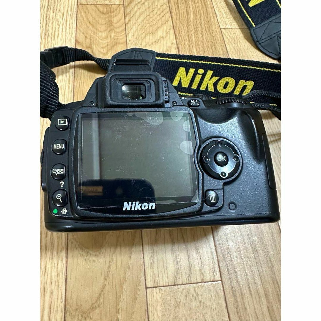 Nikon(ニコン)の【美品】Nikon ニコン D40 ボディカメラ 一眼レフ スマホ/家電/カメラのカメラ(デジタル一眼)の商品写真