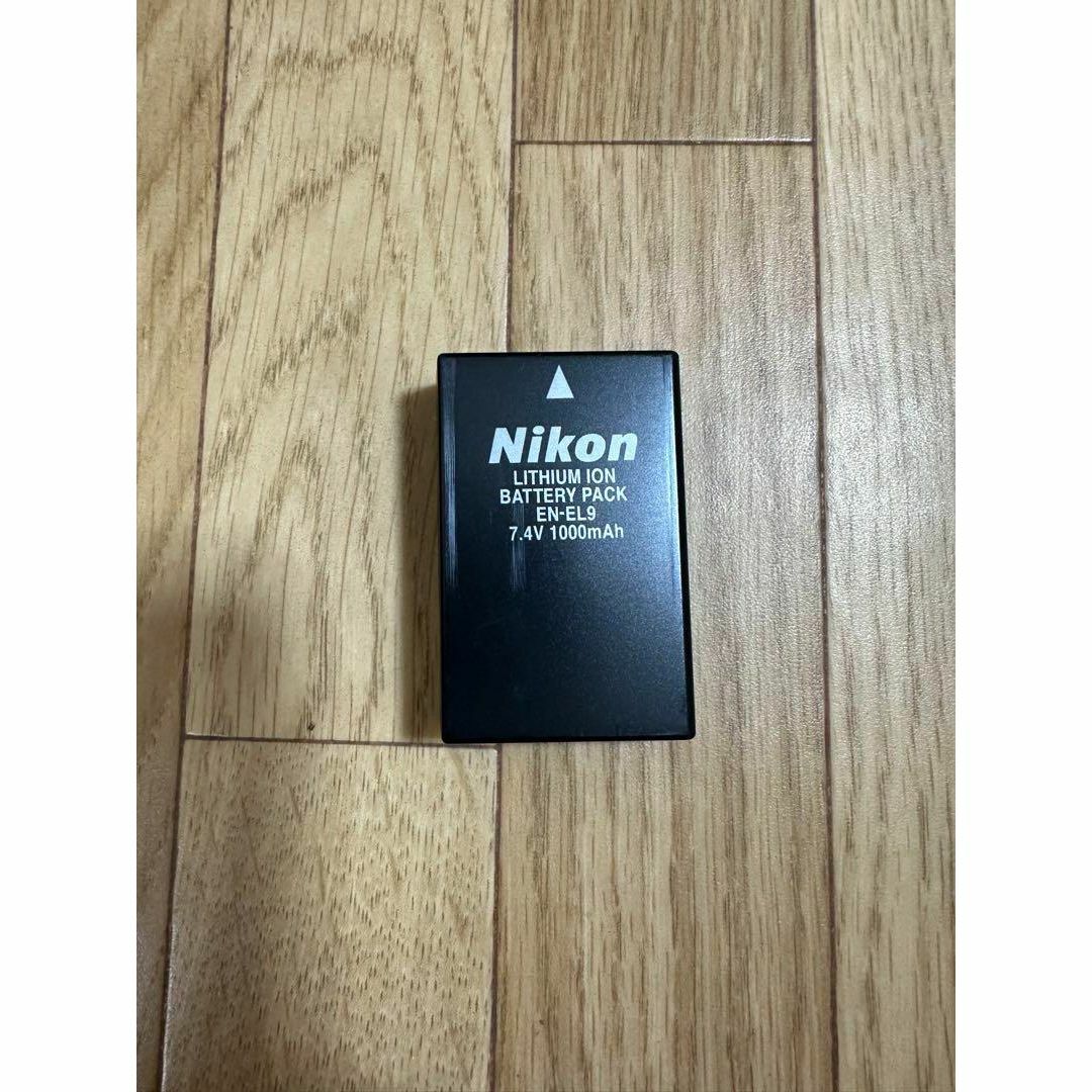 Nikon(ニコン)の【美品】Nikon ニコン D40 ボディカメラ 一眼レフ スマホ/家電/カメラのカメラ(デジタル一眼)の商品写真