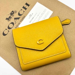 コーチ(COACH)の【COACH☆新品】ウィン スモール ウォレット！イエロー ゴールド！折り財布！(財布)