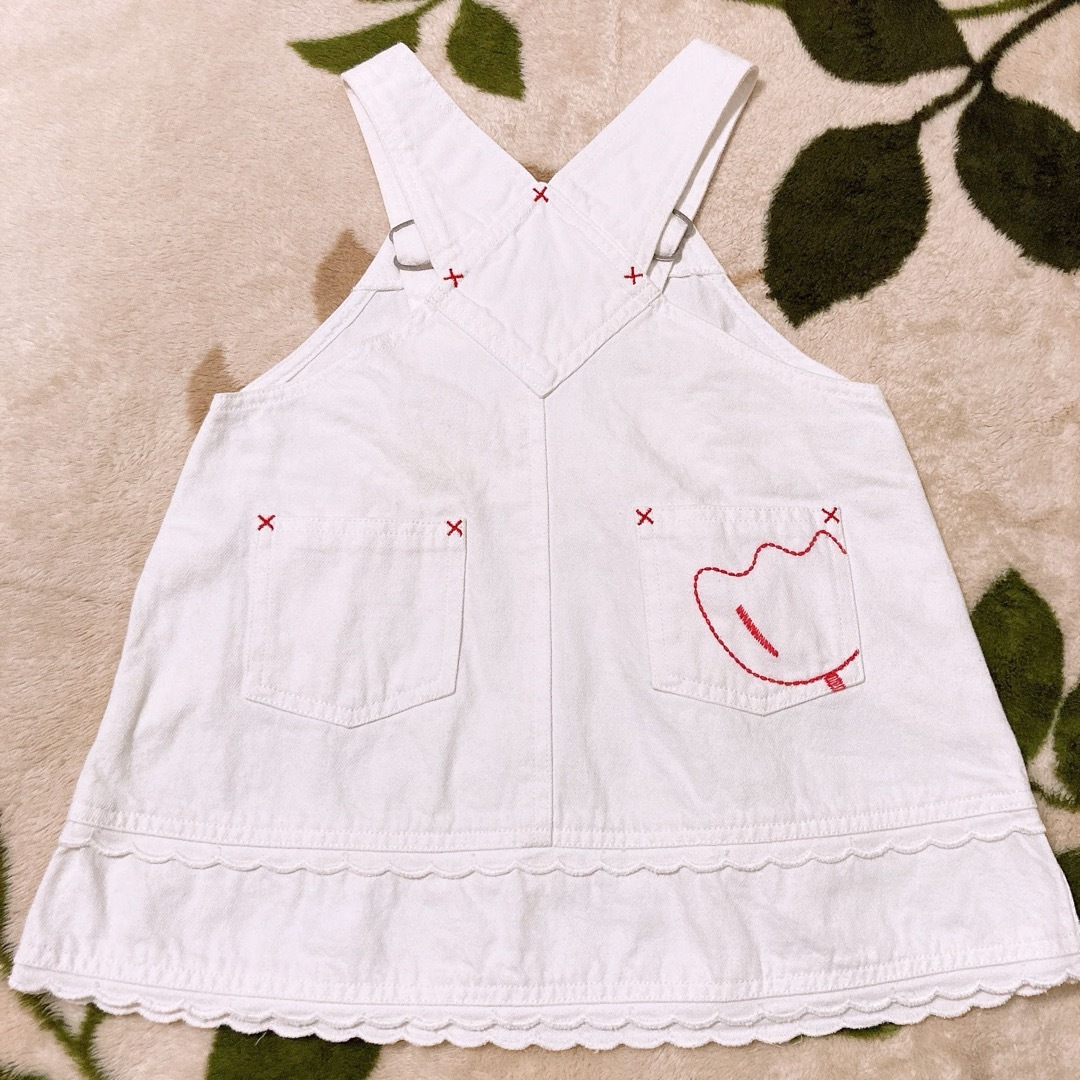 familiar(ファミリア)のジャンバースカート　デニムワンピース　90 キッズ/ベビー/マタニティのキッズ服女の子用(90cm~)(ワンピース)の商品写真