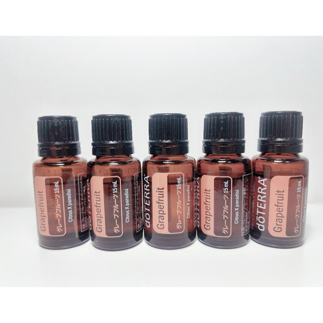 doTERRA(ドテラ)の(新品) doTERRA ドテラ グレープフルーツ15ml コスメ/美容のリラクゼーション(エッセンシャルオイル（精油）)の商品写真