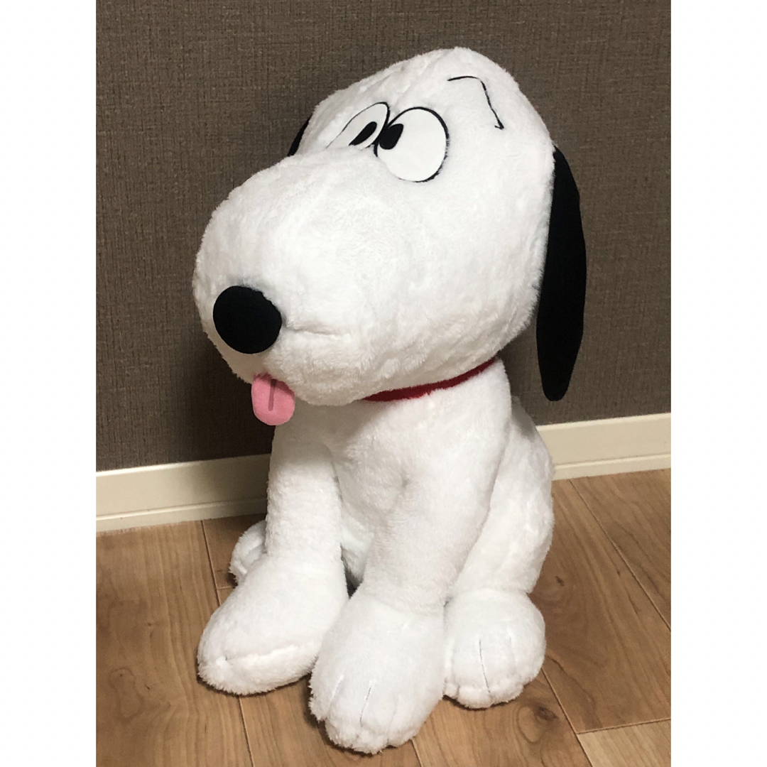 SNOOPY(スヌーピー)の新品・タグ付き！ スヌーピー　特大ぬいぐるみ　3個セット エンタメ/ホビーのおもちゃ/ぬいぐるみ(ぬいぐるみ)の商品写真