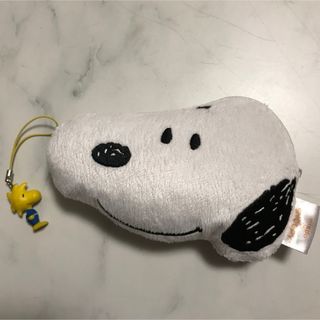 スヌーピー(SNOOPY)のスヌーピー  クッションポーチと　ウッドストックストラップ　2点セット(キャラクターグッズ)