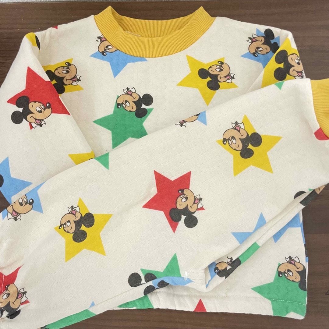 Disney(ディズニー)のミッキーマウス　パジャマ　90 キッズ/ベビー/マタニティのキッズ服男の子用(90cm~)(パジャマ)の商品写真