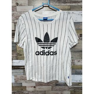 アディダス(adidas)のadidas　アディダス　ストライプ　Tシャツ(Tシャツ/カットソー(半袖/袖なし))