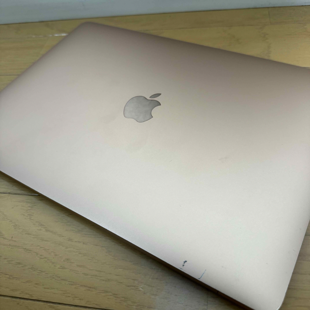 Mac (Apple)(マック)のMacBook Air 2018 128GB ゴールド スマホ/家電/カメラのPC/タブレット(ノートPC)の商品写真