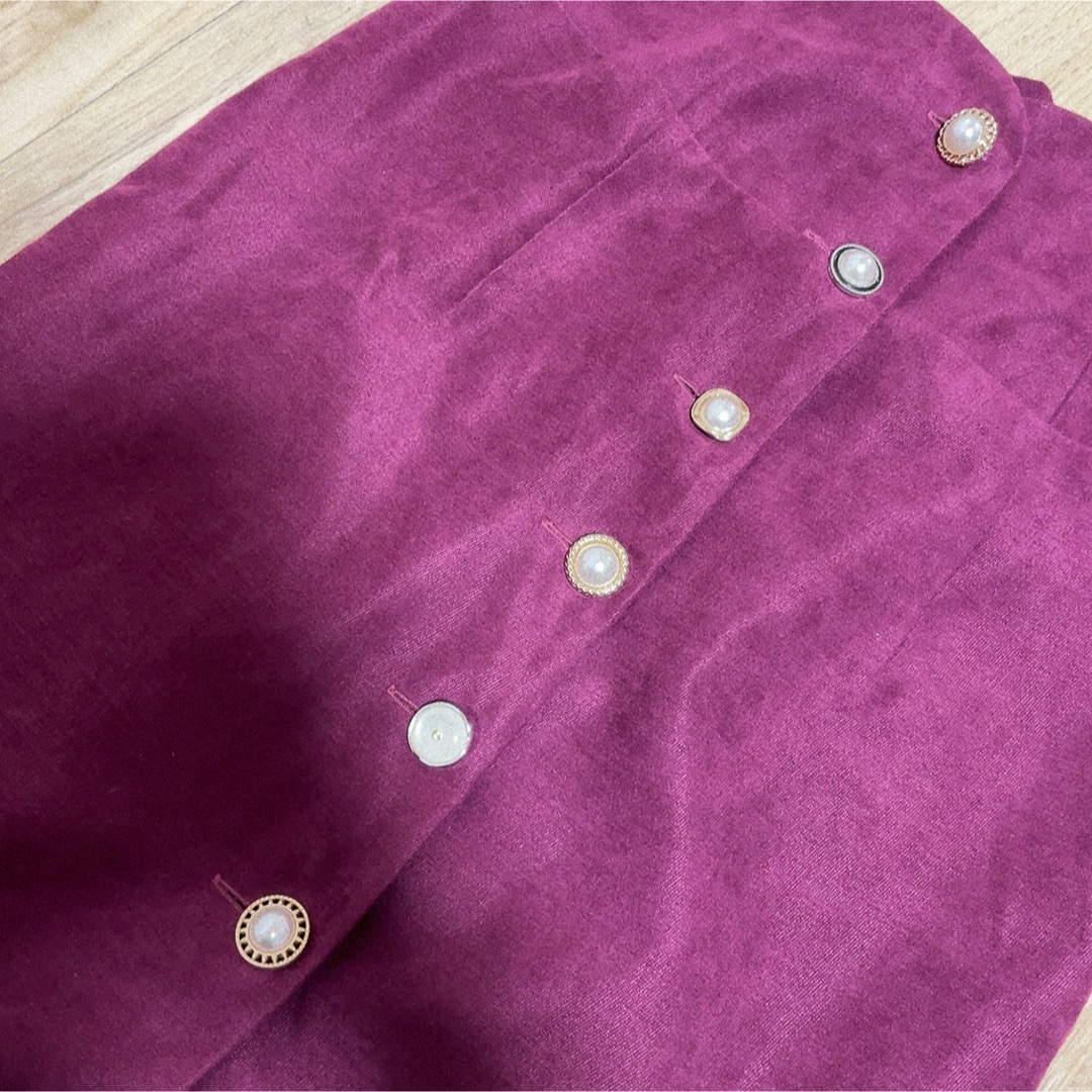 SpRay(スプレイ)のspray ロングスカート 飾りボタン ボルドー タイトスカート レディースのスカート(ロングスカート)の商品写真