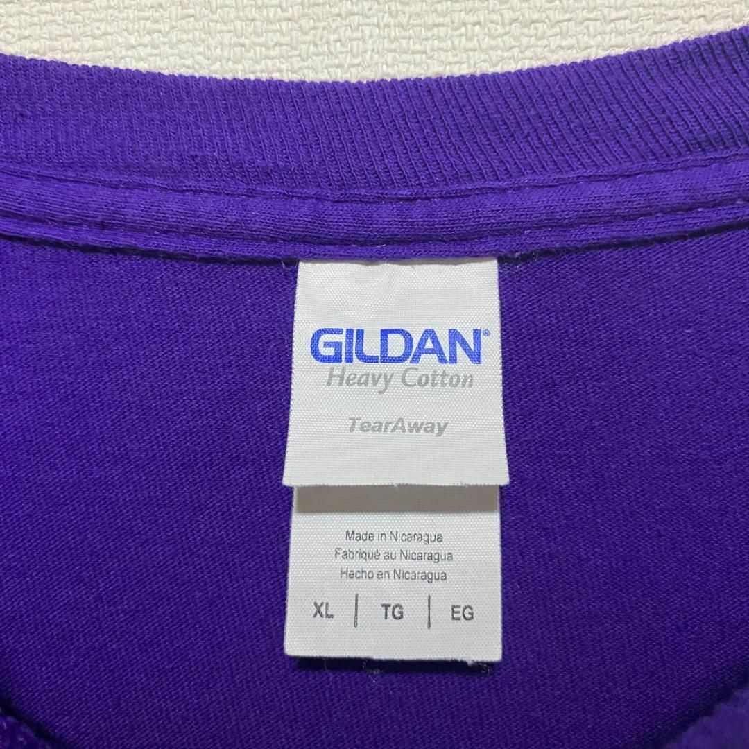 GILDAN(ギルタン)のアメリカ古着　ノーザン・アイオワ大学　バスケットボール　長袖　Tシャツ　ロンT メンズのトップス(Tシャツ/カットソー(七分/長袖))の商品写真