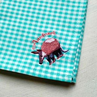 珍獣ハンカチ ツチブタ アニマル柄 刺繍 ランチクロス(ハンカチ)