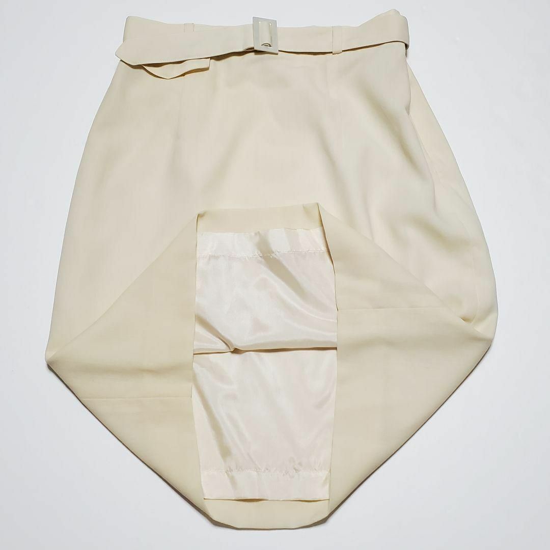 Ralph Lauren(ラルフローレン)のラルフローレン　クリーム系　膝丈スカート　サイズ6（約Mサイズ相当） レディースのスカート(ひざ丈スカート)の商品写真