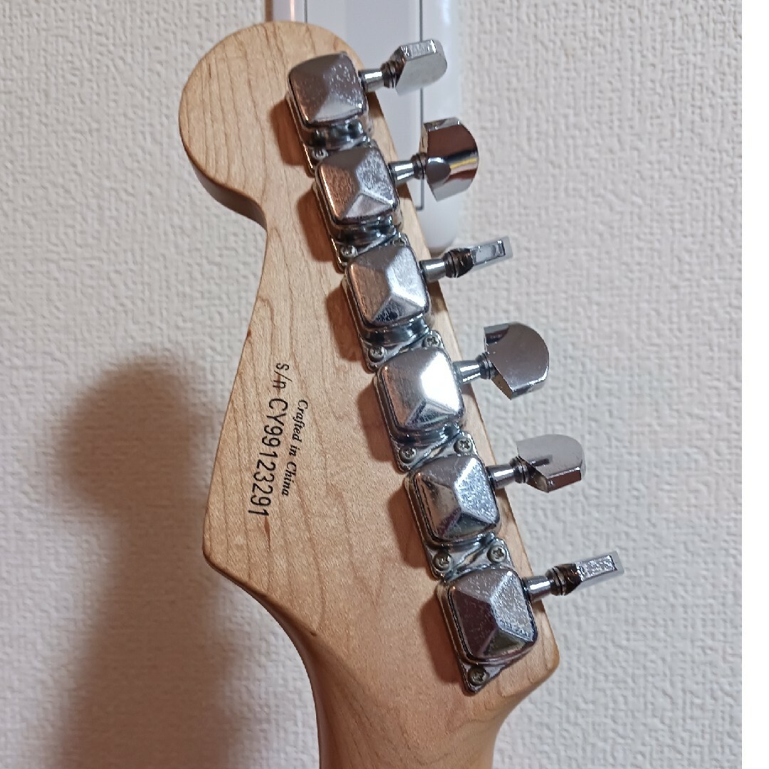 SQUIER(スクワイア)のSquier stratocaster by Fender スクワイヤー 楽器のギター(エレキギター)の商品写真