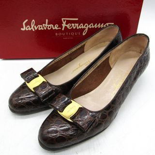 サルヴァトーレフェラガモ(Salvatore Ferragamo)のサルヴァトーレフェラガモ パンプス ブランド 靴 シューズ イタリア製 レディース 38サイズ ブラウン Salvatore Ferragamo(ハイヒール/パンプス)