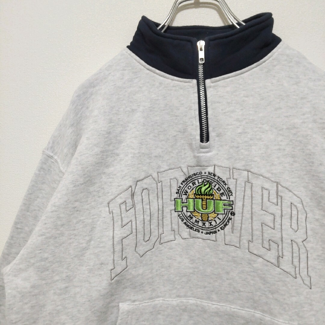 HUF(ハフ)のHUF ハフ 長袖 スウェット M グレー 刺繍 ハーフジップ HUF FORE メンズのトップス(スウェット)の商品写真