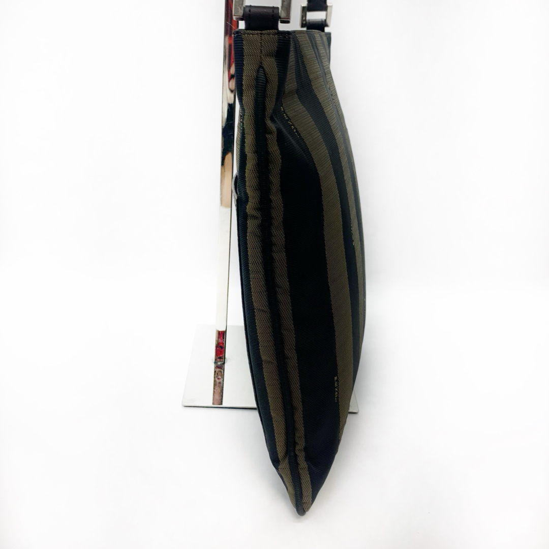 FENDI(フェンディ)の美品✨FENDI フェンディ　異素材MIX ショルダーバッグ　ペカン柄 レディースのバッグ(ショルダーバッグ)の商品写真