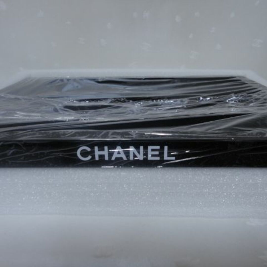 CHANEL(シャネル)の布トレー☆★シャネル ノベルティ アクセサリー コスメ トレー 非売品 入手困難 インテリア/住まい/日用品のインテリア小物(小物入れ)の商品写真