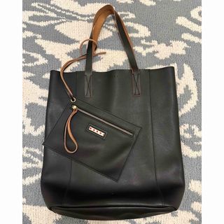 Marni - 週末限定値下げ　MARNI オールレザートートバッグ　ポーチ付き