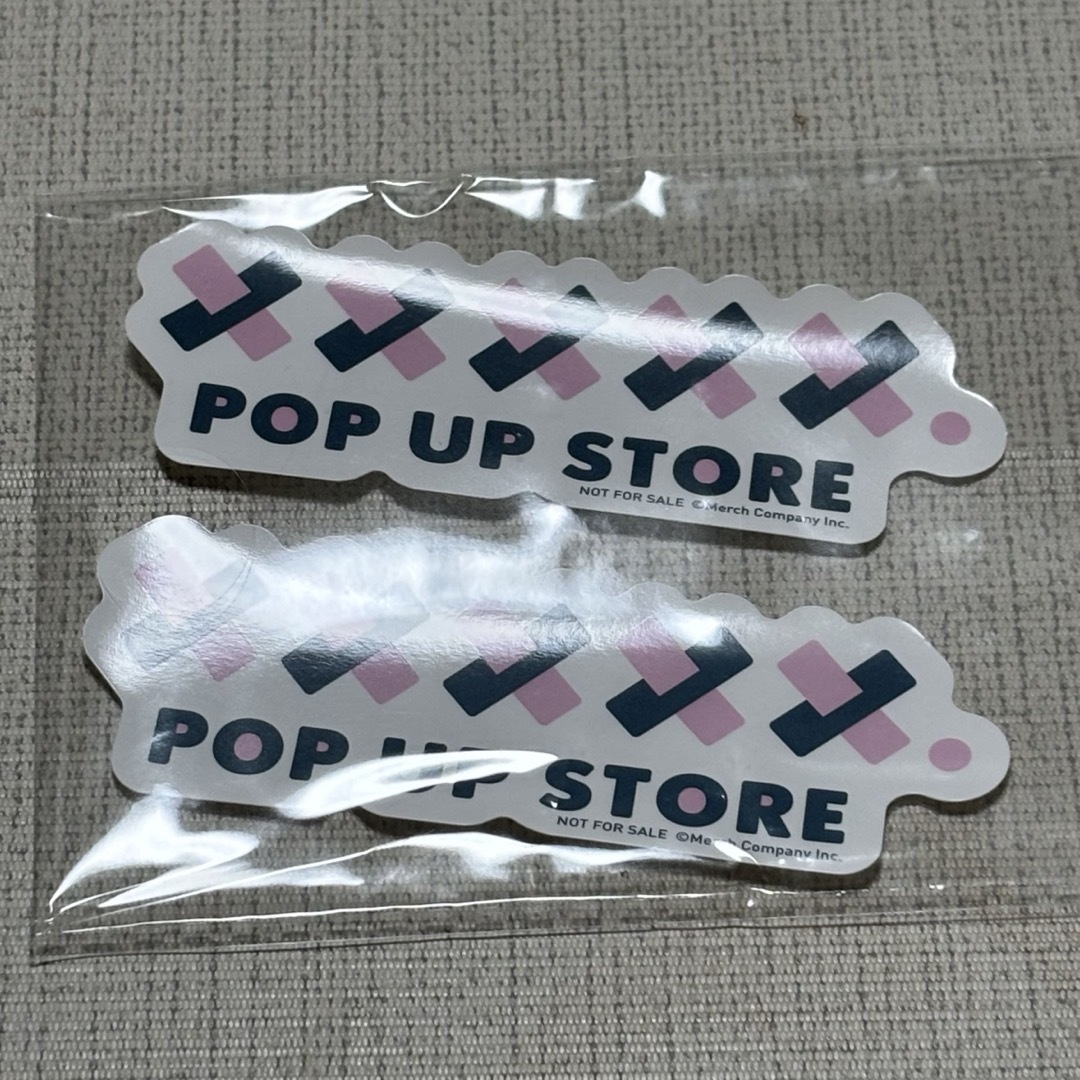 xxxxx.POP UP STORE ステッカー エンタメ/ホビーのタレントグッズ(アイドルグッズ)の商品写真