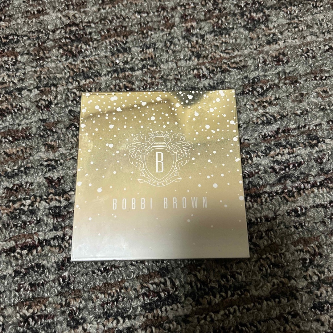 BOBBI BROWN(ボビイブラウン)のホリディ ヌード ドラマ アイパレット コスメ/美容のベースメイク/化粧品(アイシャドウ)の商品写真