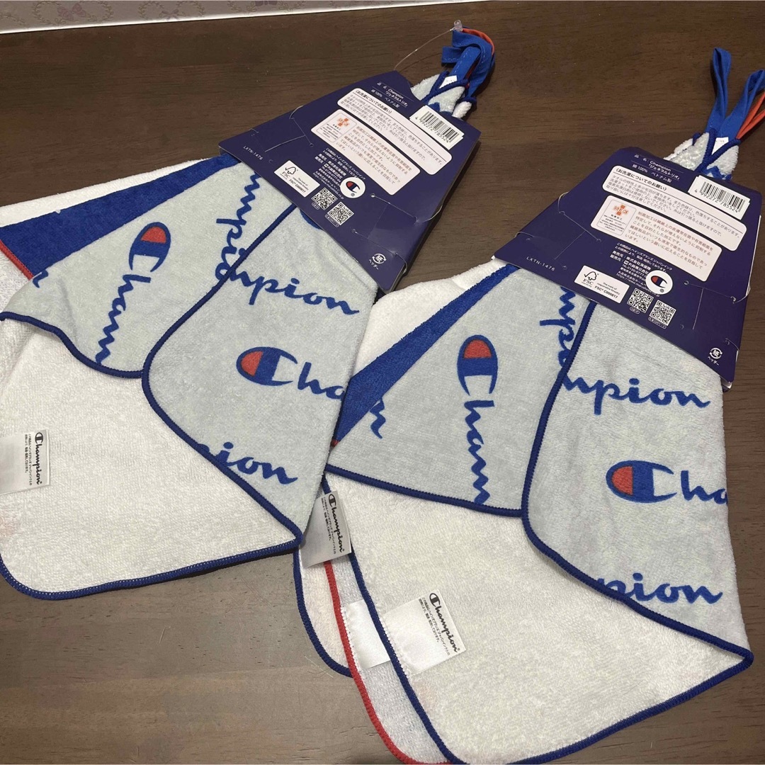 Champion(チャンピオン)の新品　6枚セット　チャンピオン　ループ付きタオル　3枚組×2セット インテリア/住まい/日用品の日用品/生活雑貨/旅行(タオル/バス用品)の商品写真