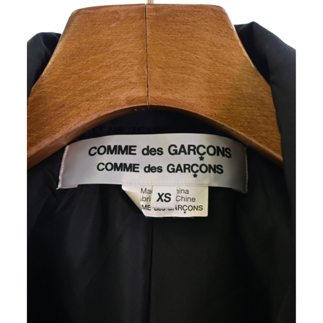 COMME des GARCONS COMME des GARCONS(コムデギャルソンコムデギャルソン)のCOMME des GARCONS COMME des GARCONS 【古着】【中古】 レディースのジャケット/アウター(テーラードジャケット)の商品写真